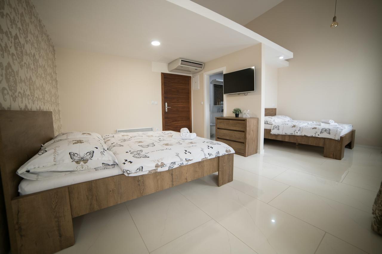 Hotel Urban Buzim ภายนอก รูปภาพ
