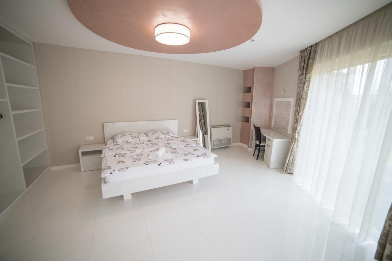 Hotel Urban Buzim ภายนอก รูปภาพ