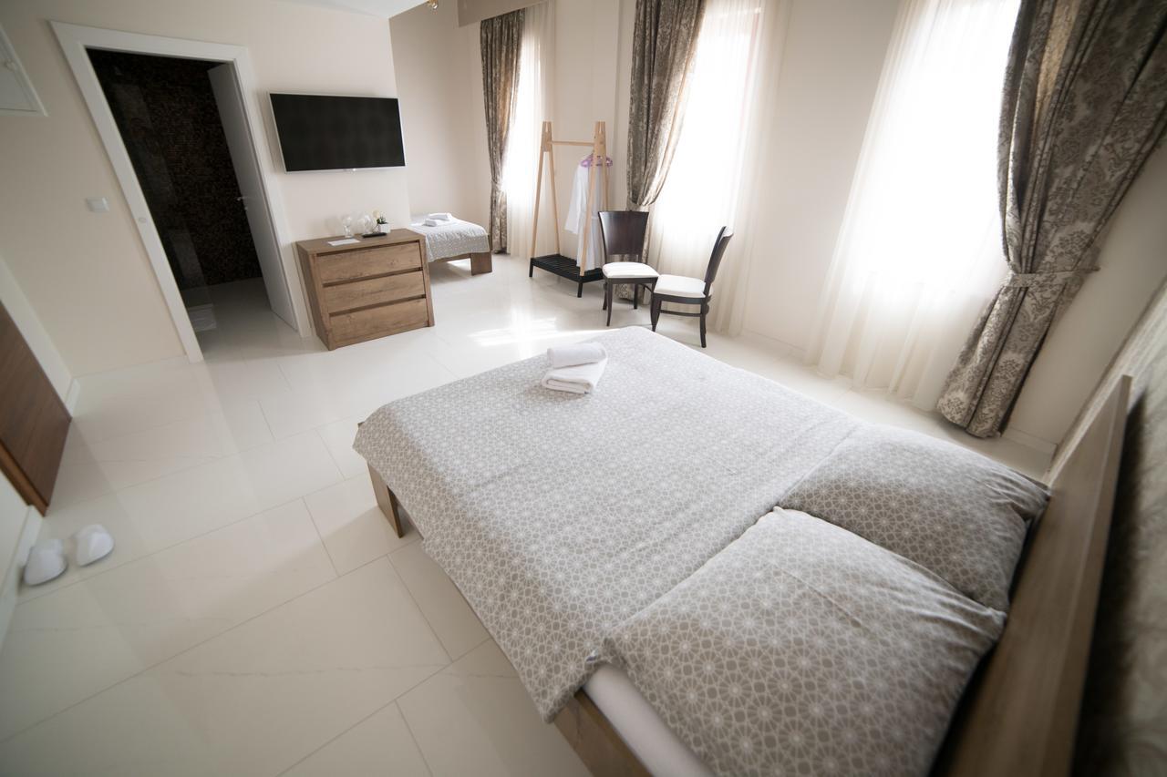 Hotel Urban Buzim ภายนอก รูปภาพ