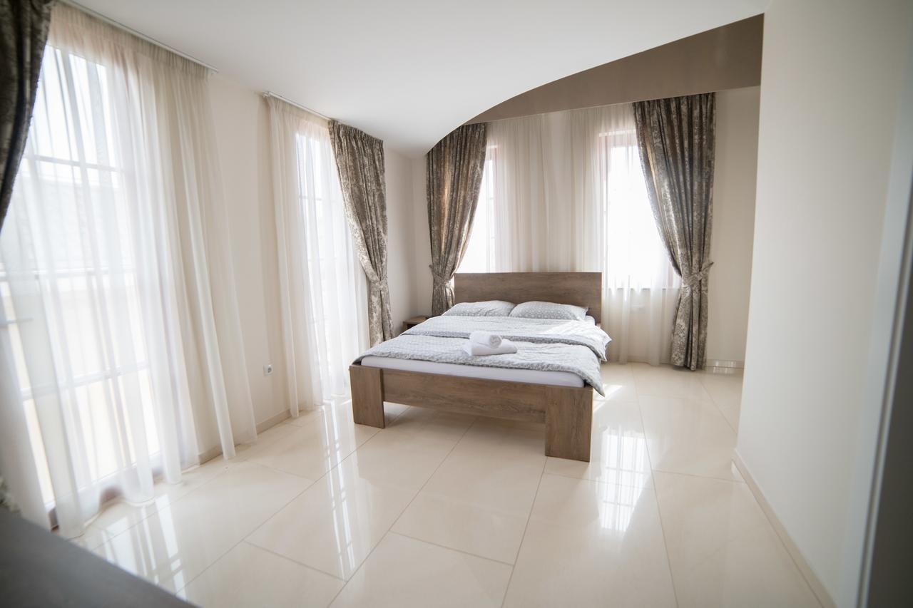 Hotel Urban Buzim ภายนอก รูปภาพ